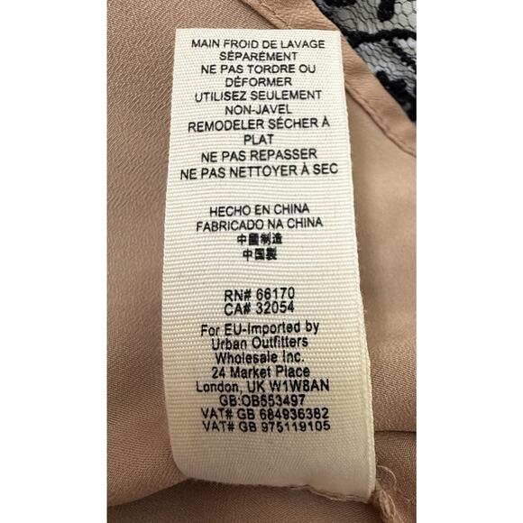 Free People Night Shimmer Dress Mini Dress OB553497 Black Lace Nude Lining Sz 6 - Picture 9 of 9